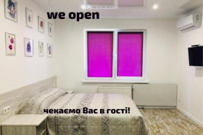 Sunny apartments on Lomonosova 36, Kiev